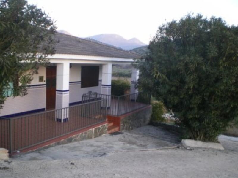 Villa til salgs i Fuensanta de Martos, Jaén