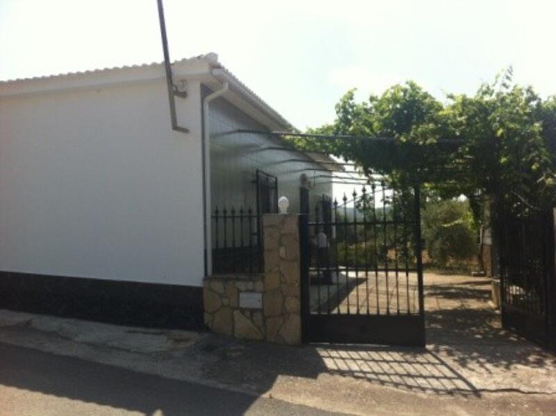 Villa for sale in San Jose de la Rabita, Jaén