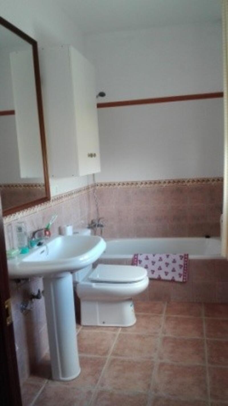 3 Schlafzimmer Landhaus zu verkaufen