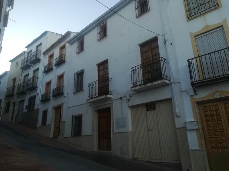 Byhus til salg i Luque, Córdoba