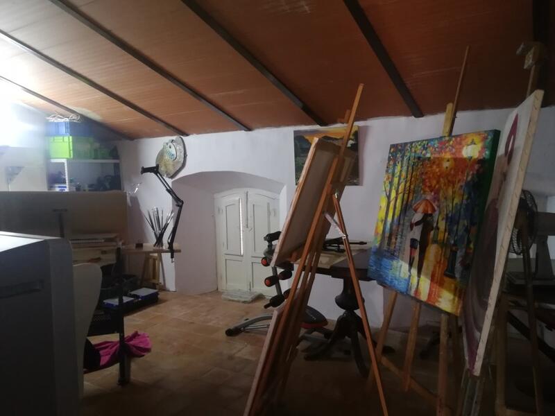 5 slaapkamer Gezinswoning Te koop