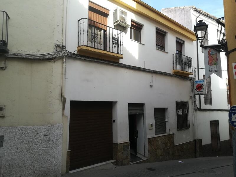 Kommersiella fastigheter till salu i Martos, Jaén