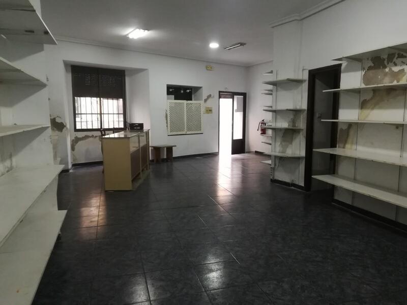 3 bedroom Commercial Property for sale