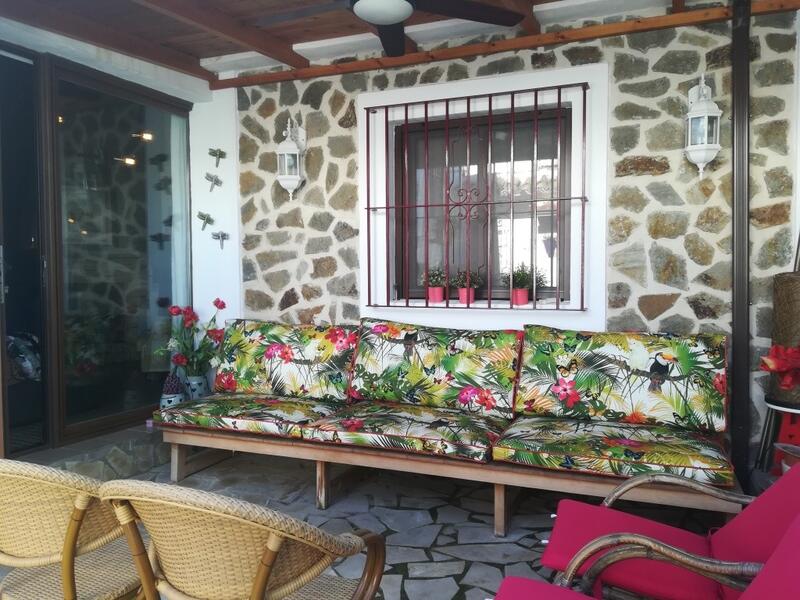 2 спальная комната Деревенский Дом продается