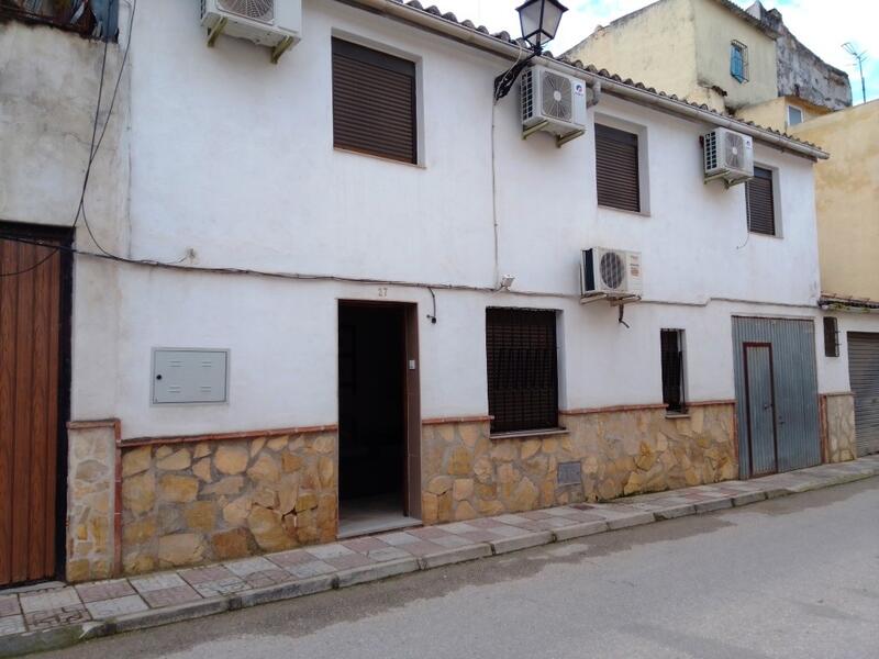 Stadthaus zu verkaufen in Martos, Jaén