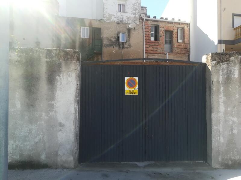 3 slaapkamer Gezinswoning Te koop