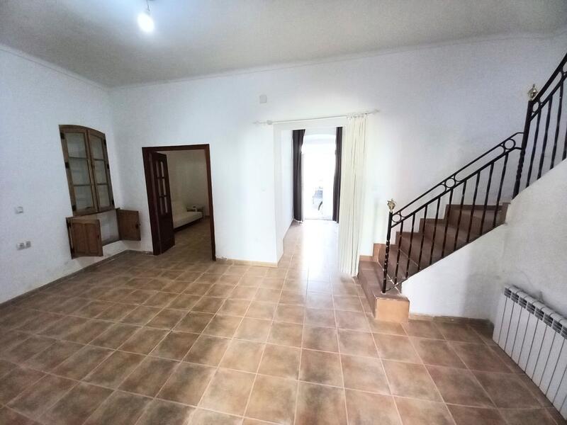 5 Schlafzimmer Landhaus zu verkaufen