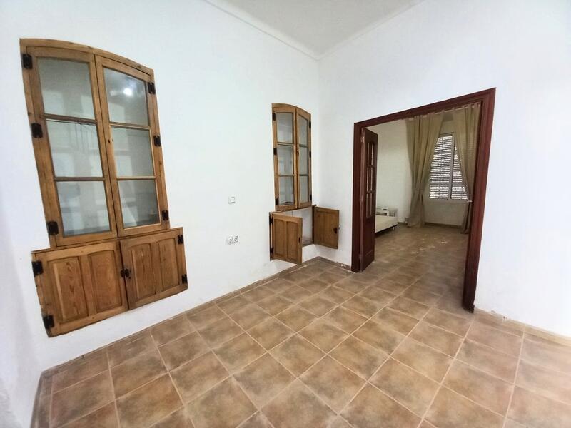 5 Schlafzimmer Landhaus zu verkaufen