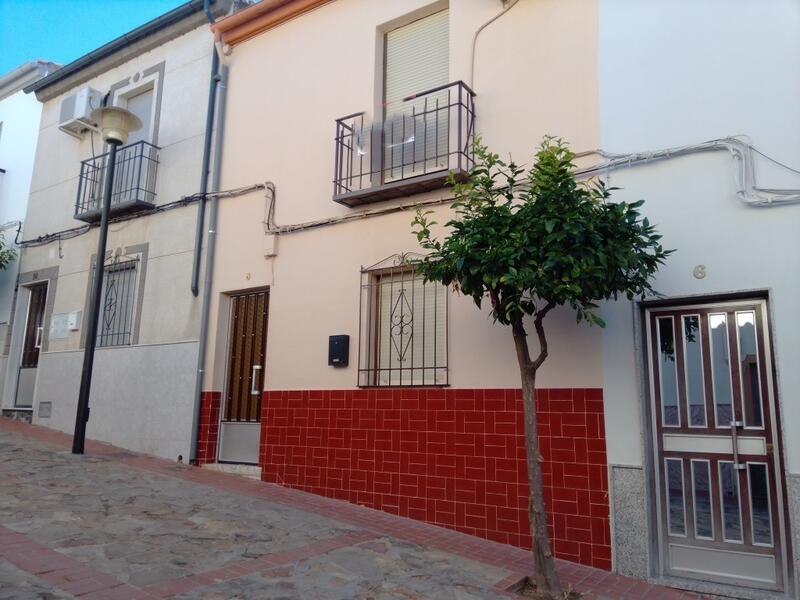 Stadthaus zu verkaufen in Martos, Jaén