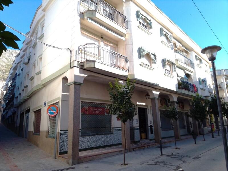 Apartment for sale in Martos, Jaén