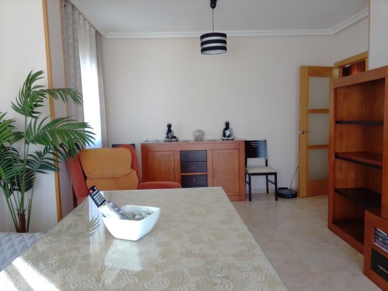 3 bedroom Apartment for sale