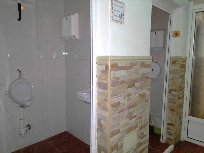 3 Cuarto Local Comercial en venta