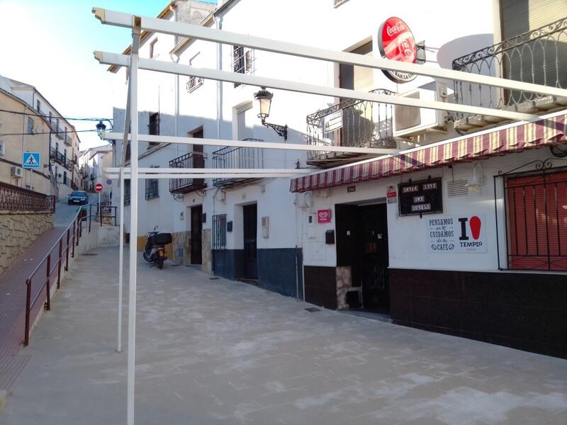 3 Cuarto Local Comercial en venta