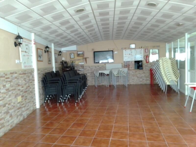 3 Cuarto Local Comercial en venta