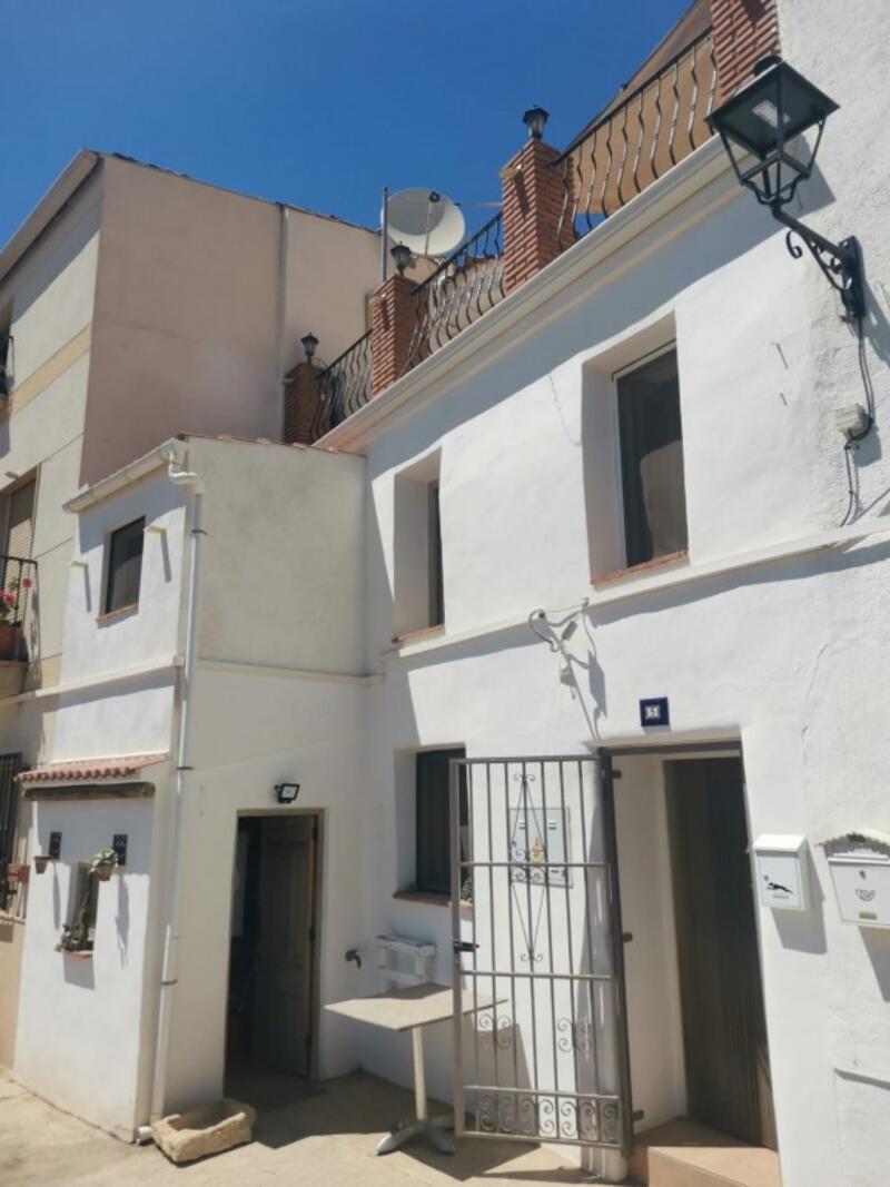 Byhus til salg i Frailes, Jaén