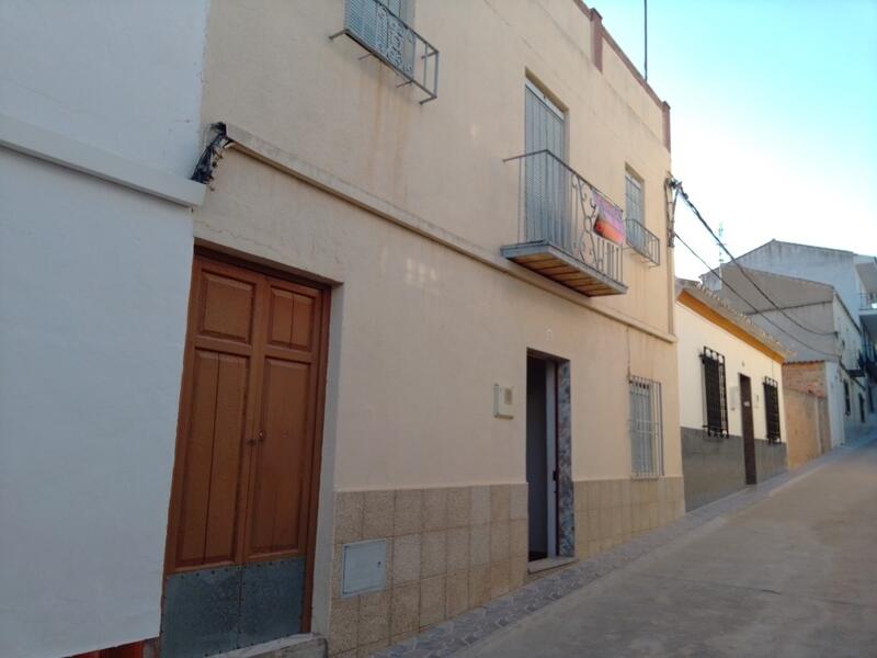 Townhouse for sale in Noguerones, Jaén