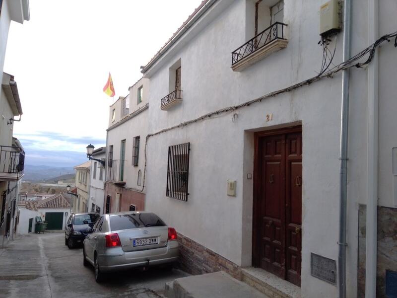 Radhus till salu i Alcaudete, Jaén