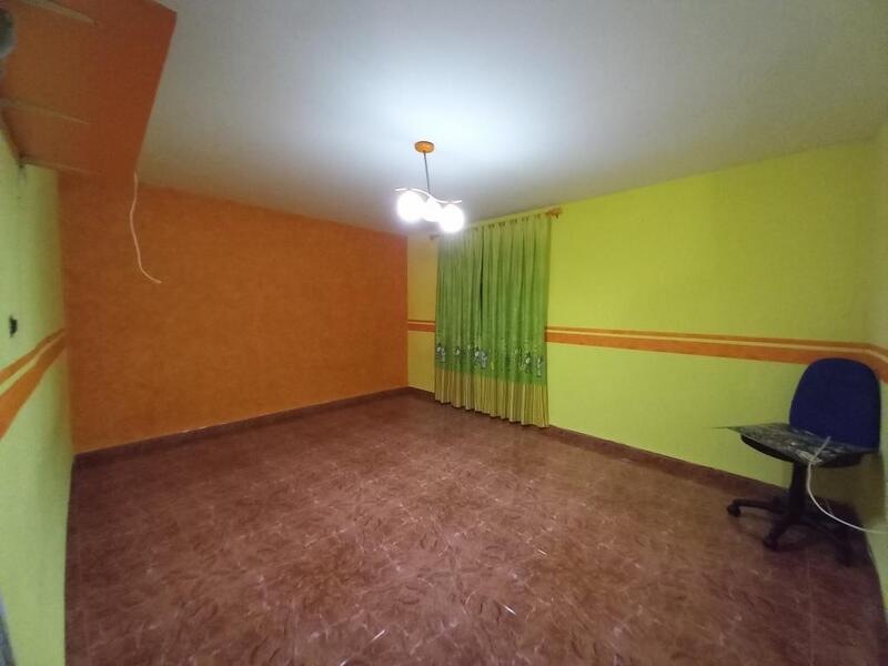 4 Cuarto Adosado en venta