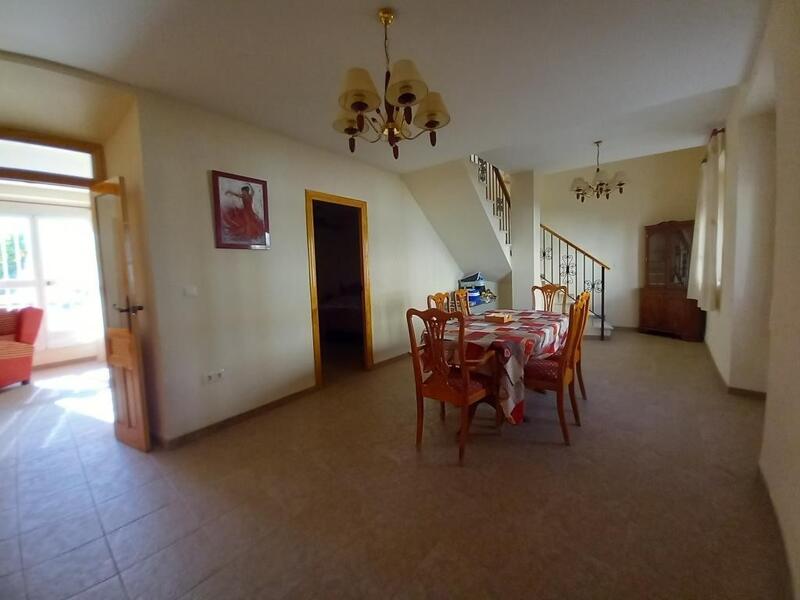 3 bedroom Country House for sale