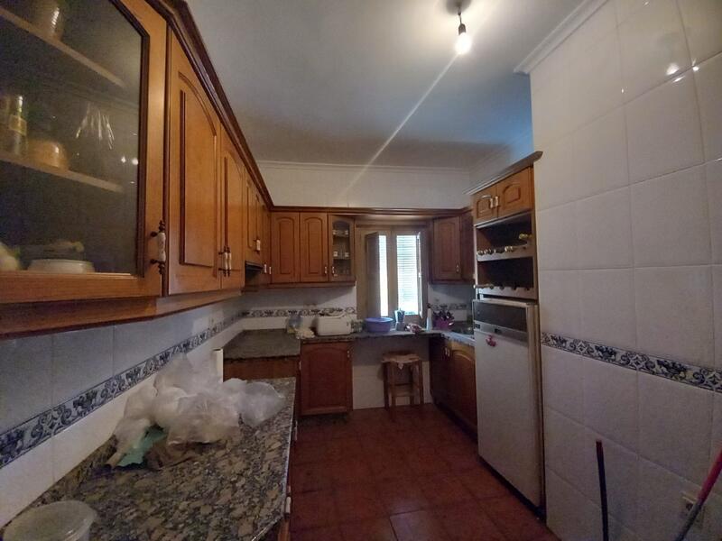 5 спальная комната Деревенский Дом продается