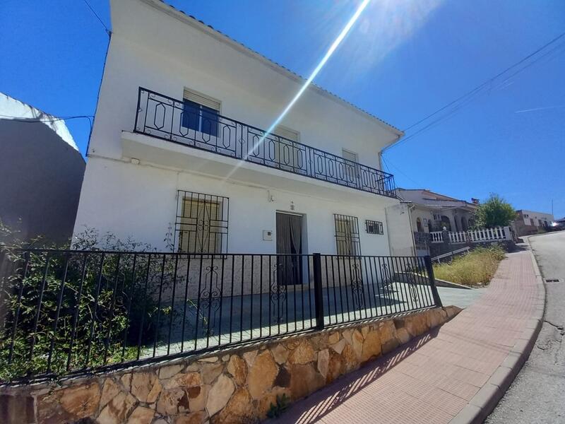 5 Cuarto Casa de Campo en venta