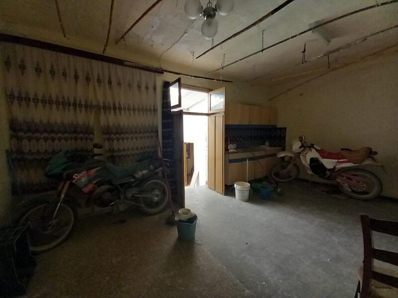 3 bedroom Townhouse for sale