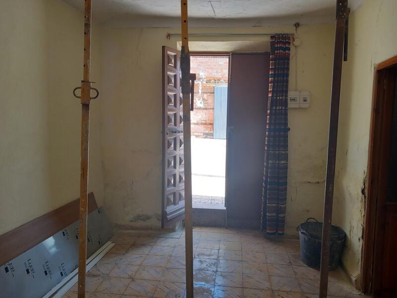 3 bedroom Townhouse for sale