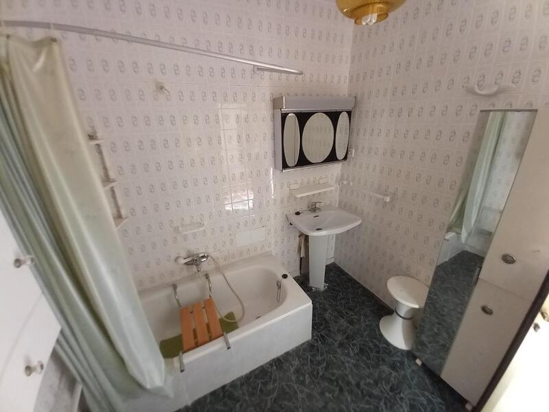 5 soveværelse Byhus til salg