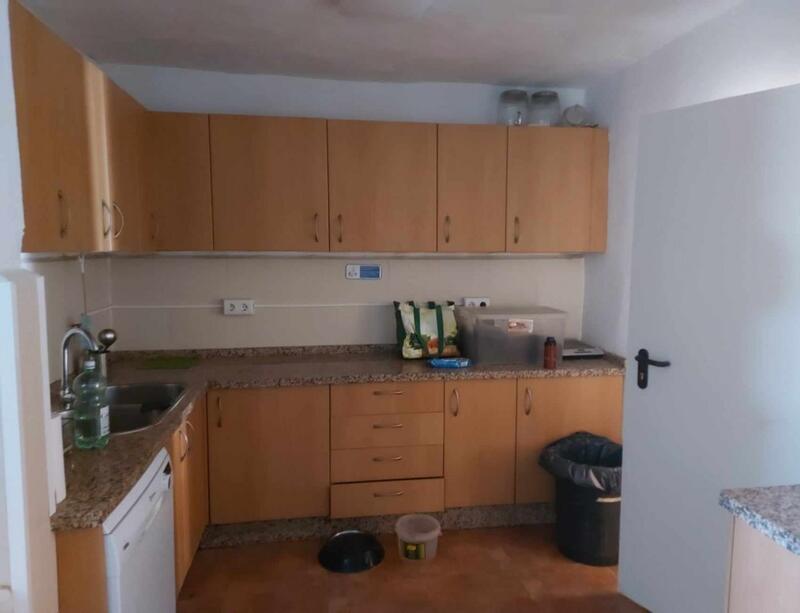 5 bedroom Commercial Property for sale