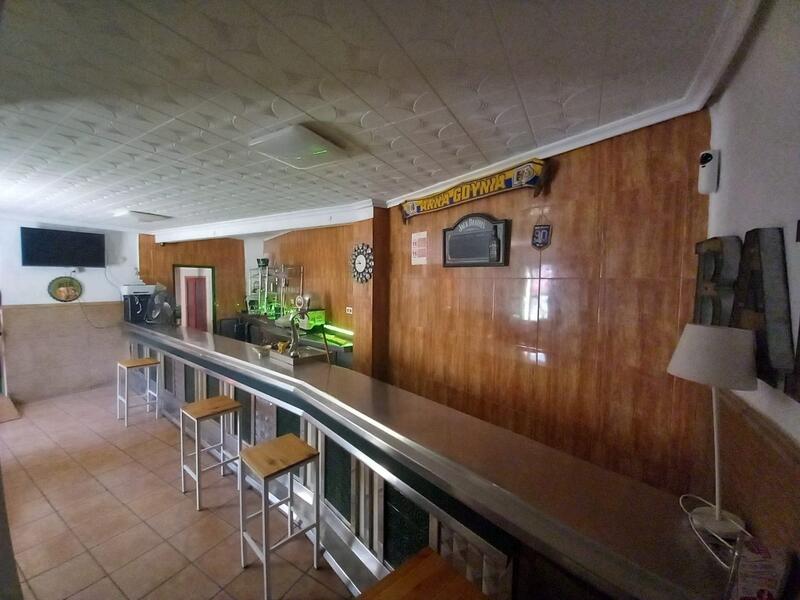 5 bedroom Commercial Property for sale