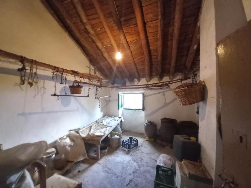 4 soveværelse Landsted til salg