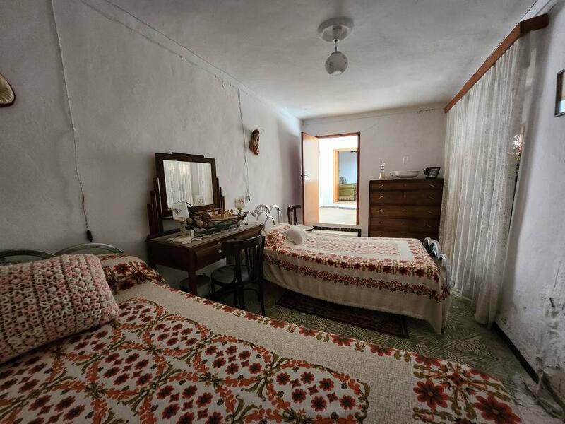 3 Schlafzimmer Stadthaus zu verkaufen