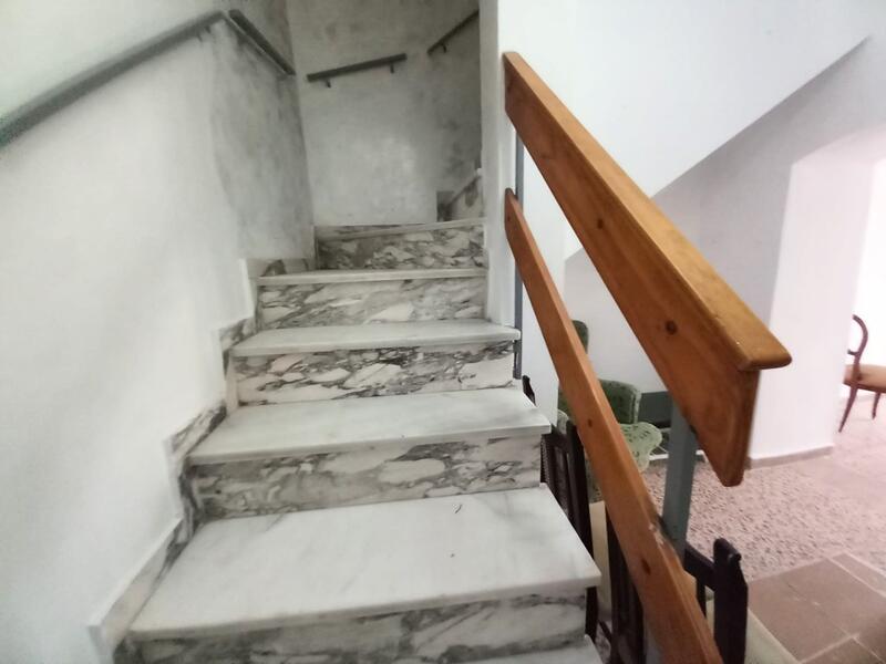 2 bedroom Townhouse for sale