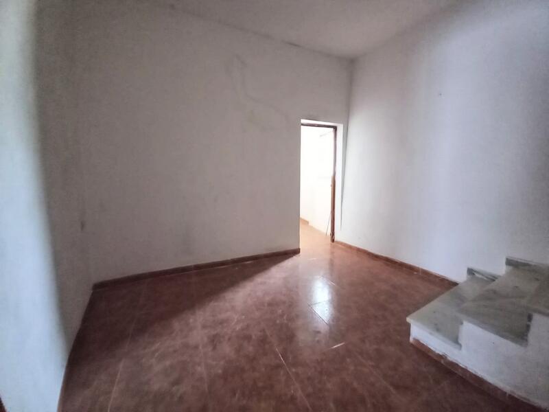 2 bedroom Townhouse for sale