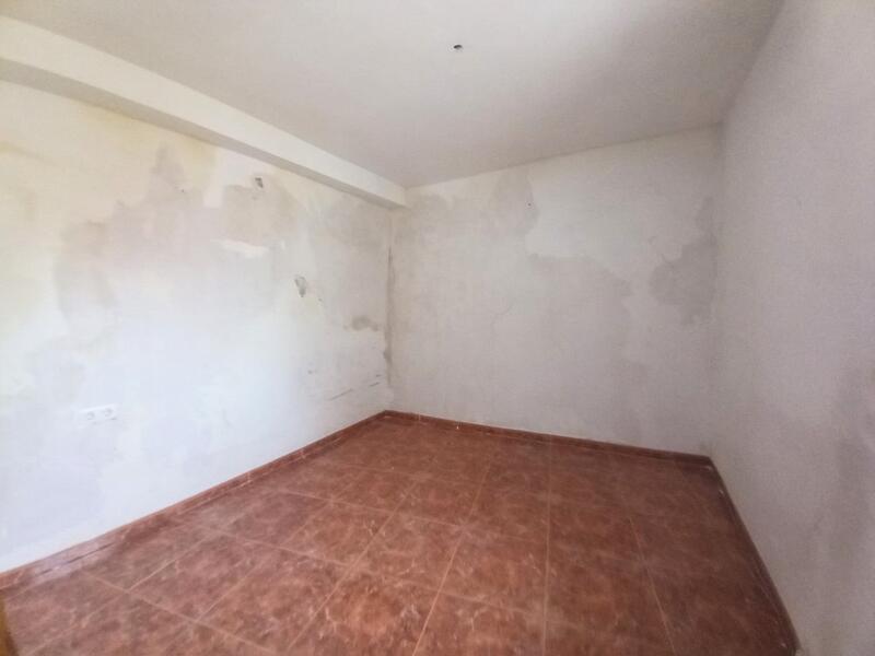 2 bedroom Townhouse for sale