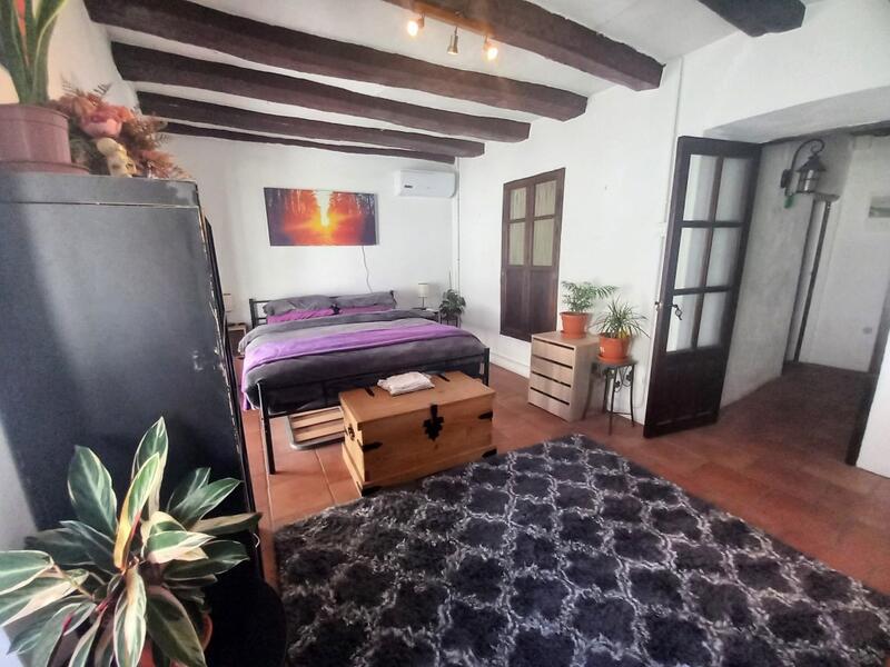 2 bedroom Townhouse for sale