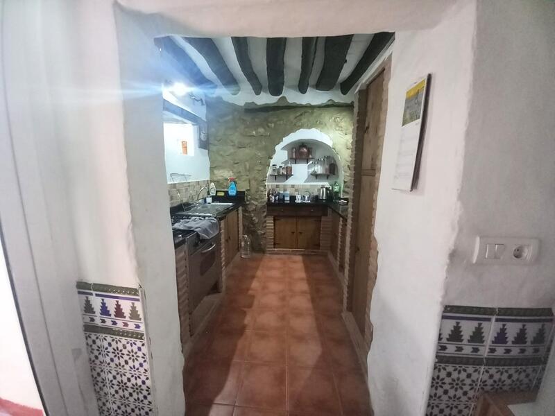 2 bedroom Townhouse for sale