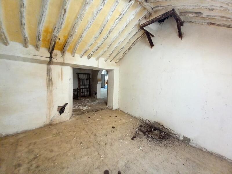 4 Schlafzimmer Landhaus zu verkaufen