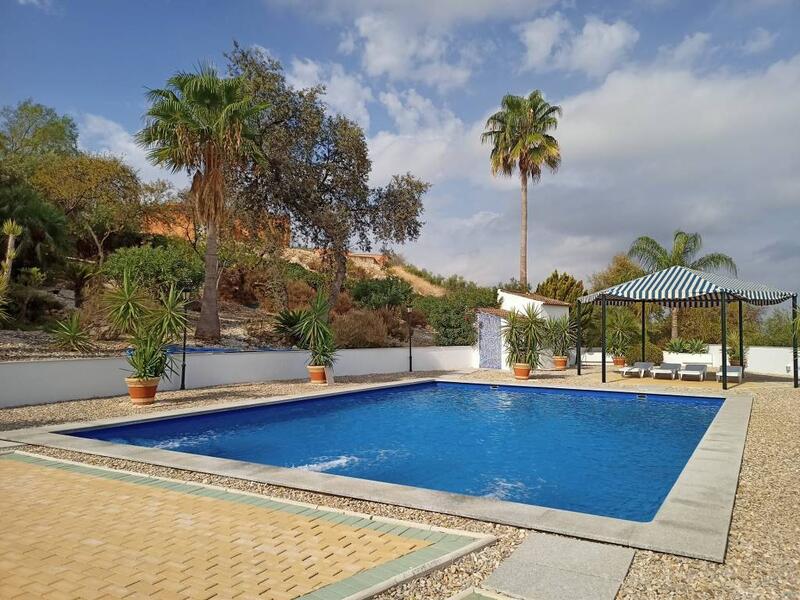 5 bedroom Villa for sale