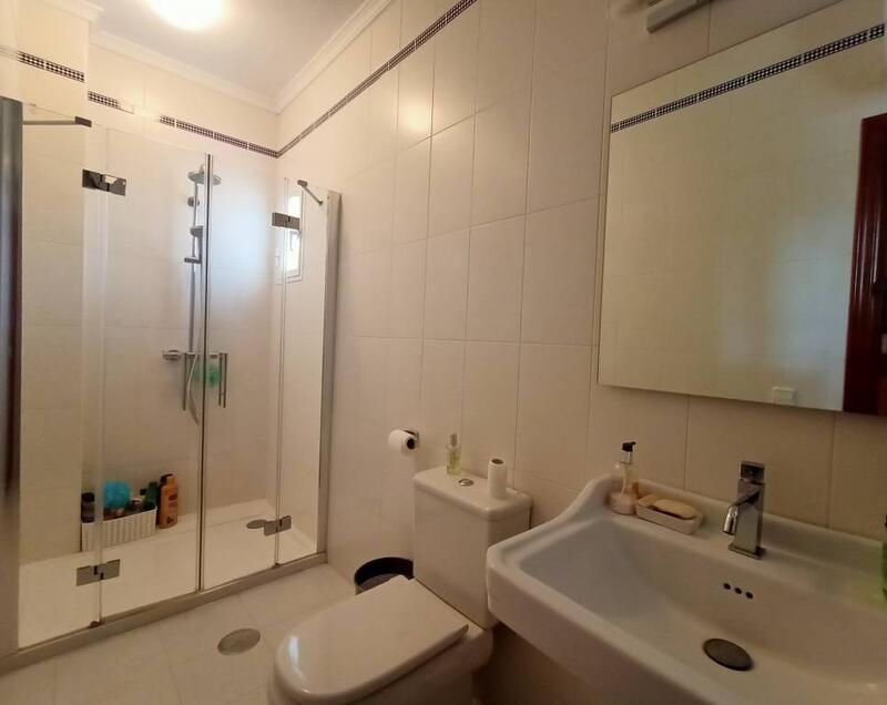 5 bedroom Villa for sale