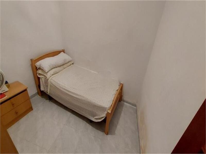 6 Schlafzimmer Stadthaus zu verkaufen
