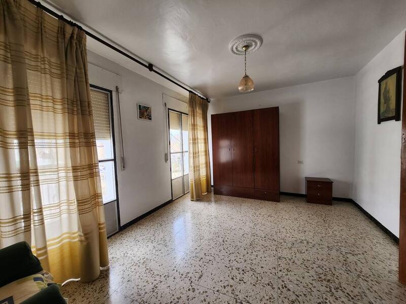 8 Schlafzimmer Stadthaus zu verkaufen