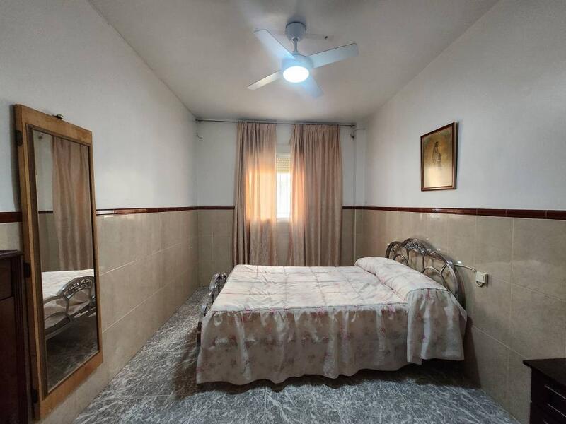 8 Schlafzimmer Stadthaus zu verkaufen