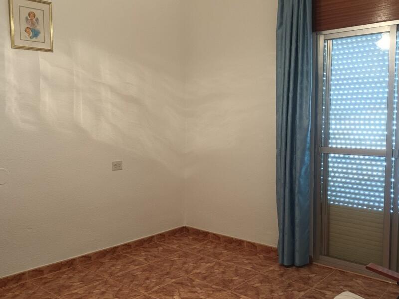 5 bedroom Townhouse for sale