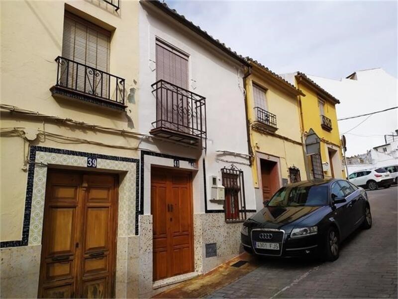 Maison de Ville à vendre dans Rute, Córdoba
