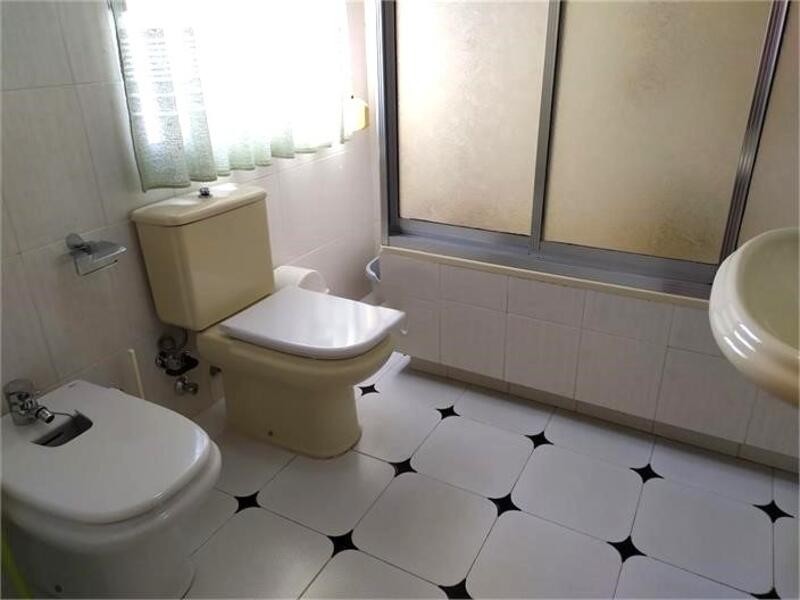 3 Schlafzimmer Stadthaus zu verkaufen