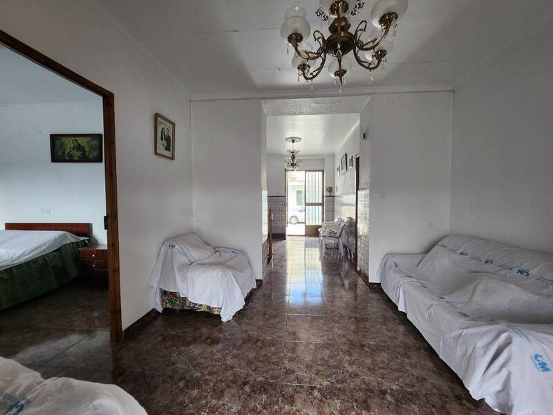 3 Schlafzimmer Landhaus zu verkaufen