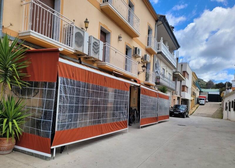 3 Schlafzimmer Landhaus zu verkaufen