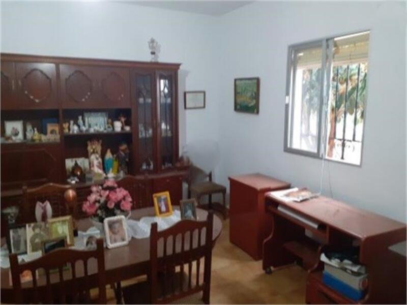 4 Schlafzimmer Stadthaus zu verkaufen