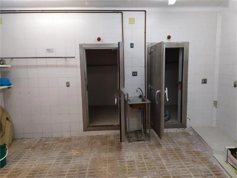 5 soveværelse Byhus til salg